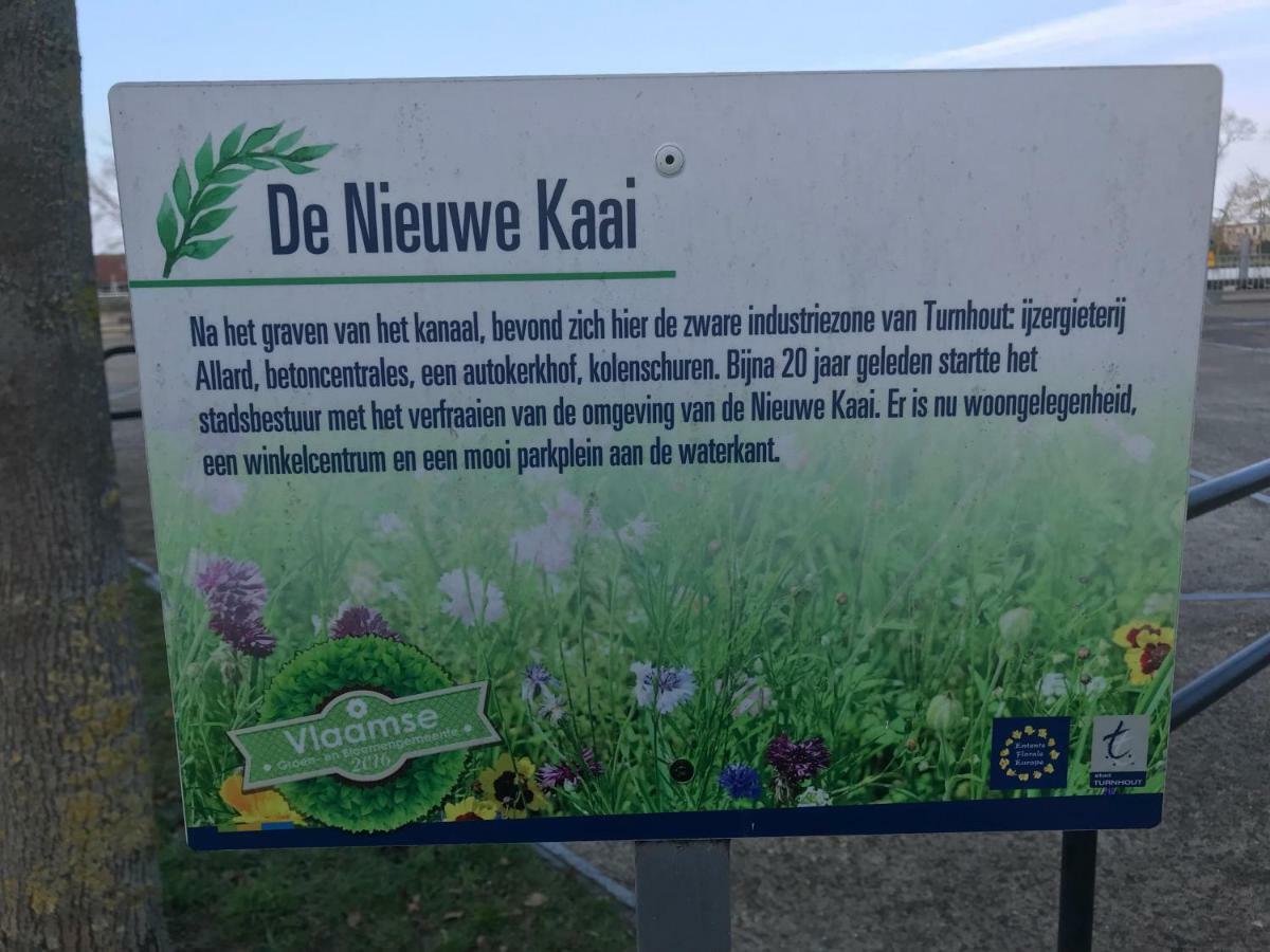 Comfortabel Dakappartement Met Zicht Op Jachthaven Turnhout Bagian luar foto
